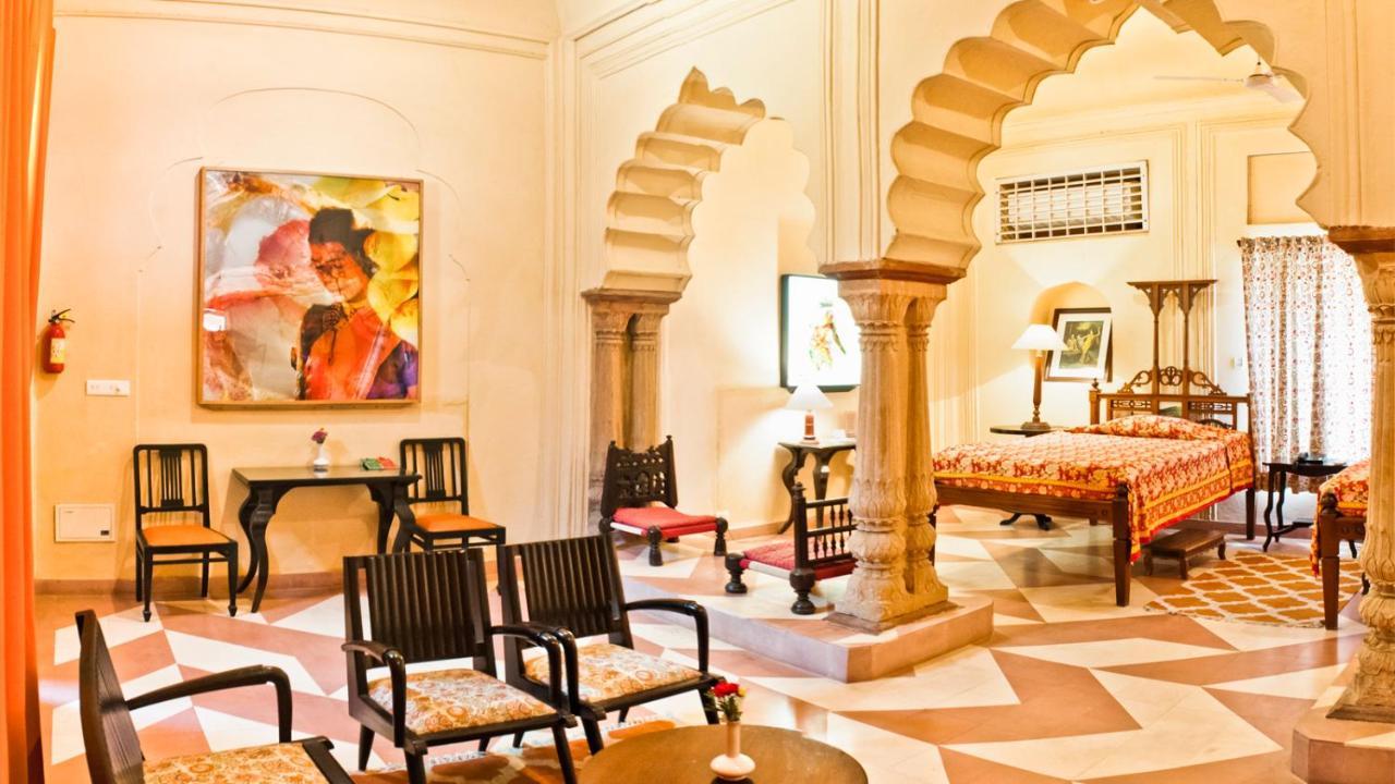 Neemrana'S - Tijara Fort Palace Otel Dış mekan fotoğraf