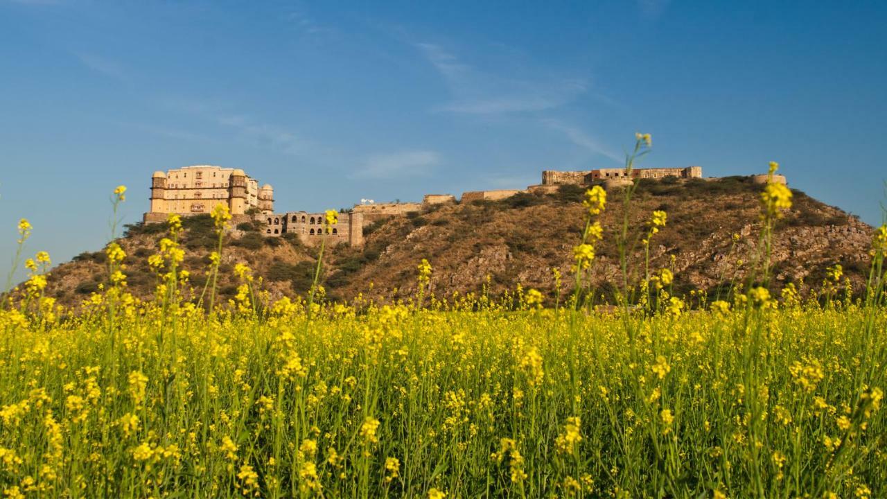 Neemrana'S - Tijara Fort Palace Otel Dış mekan fotoğraf