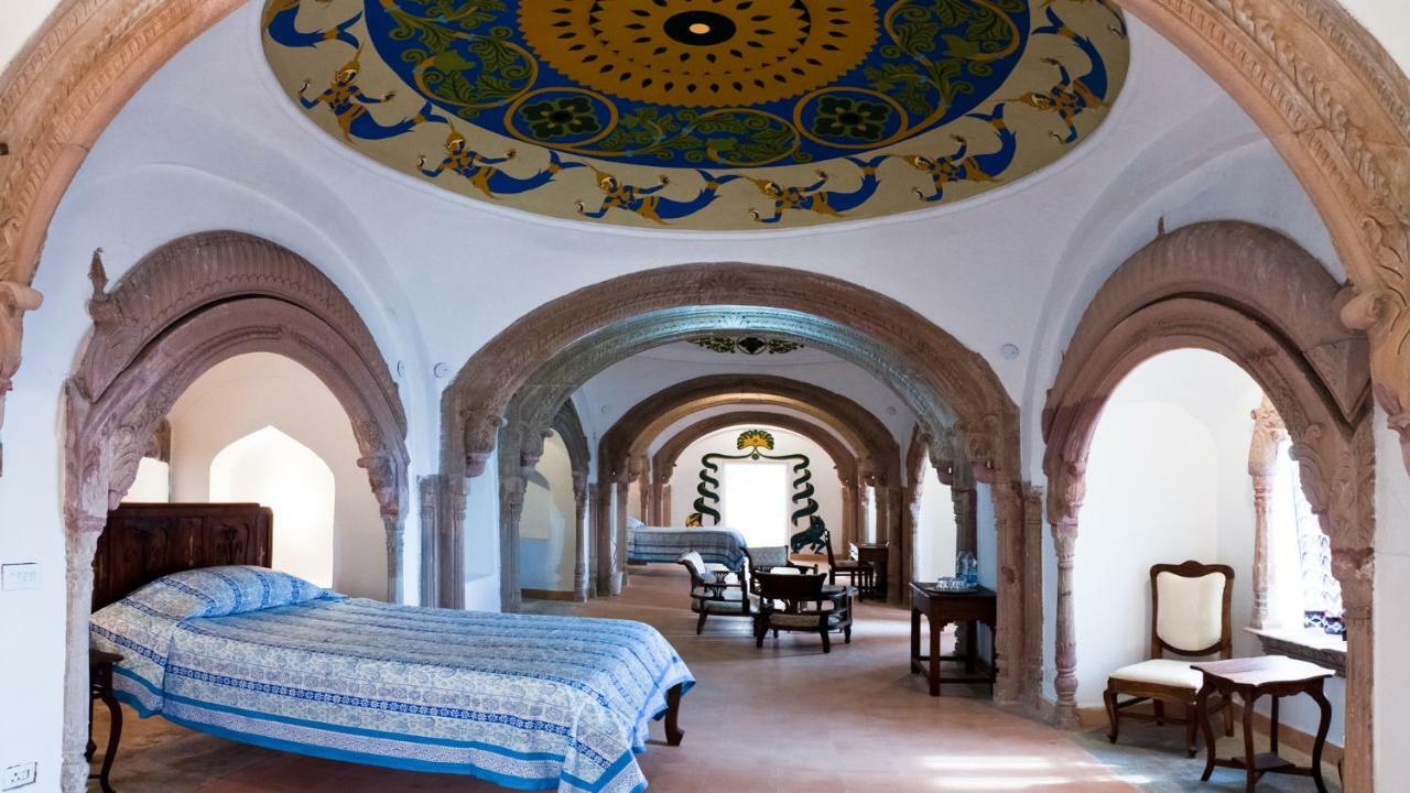 Neemrana'S - Tijara Fort Palace Otel Dış mekan fotoğraf